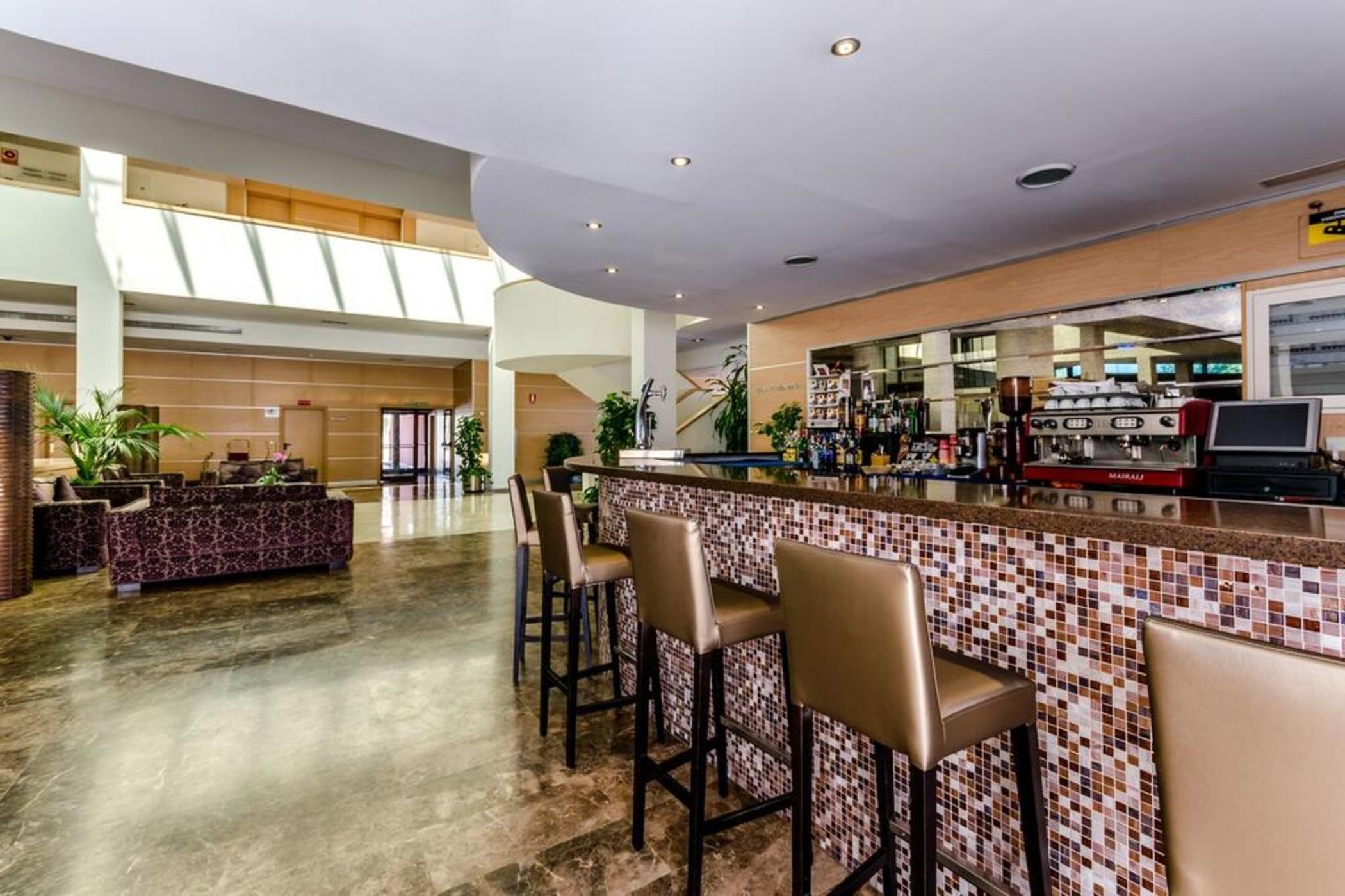 Alcala Plaza Hotel Alcalá de Henares Eksteriør billede