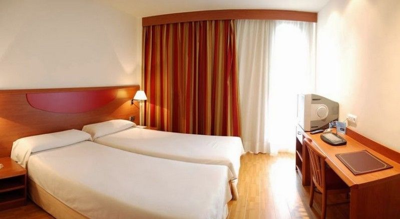 Alcala Plaza Hotel Alcalá de Henares Eksteriør billede
