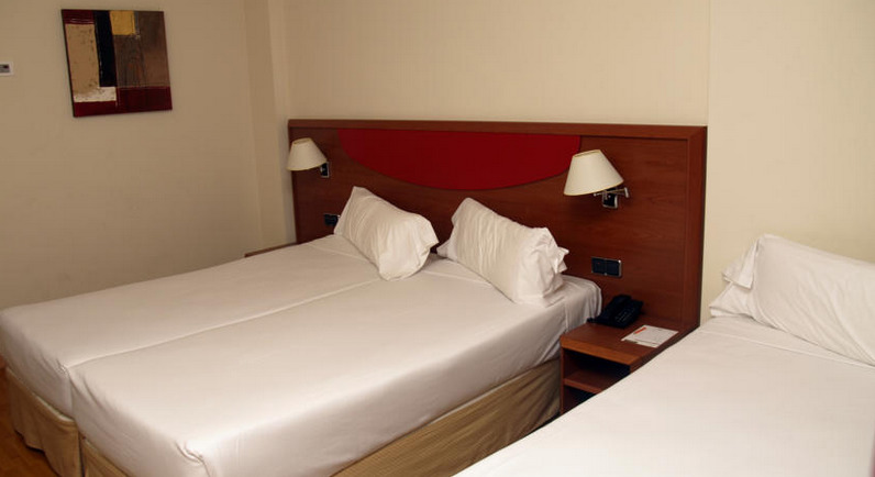 Alcala Plaza Hotel Alcalá de Henares Eksteriør billede