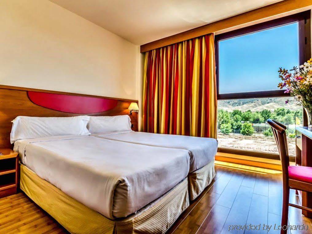 Alcala Plaza Hotel Alcalá de Henares Eksteriør billede